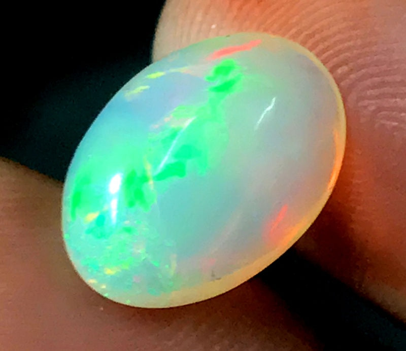 100% Natural Opal Gemstone 3.29 Ratti