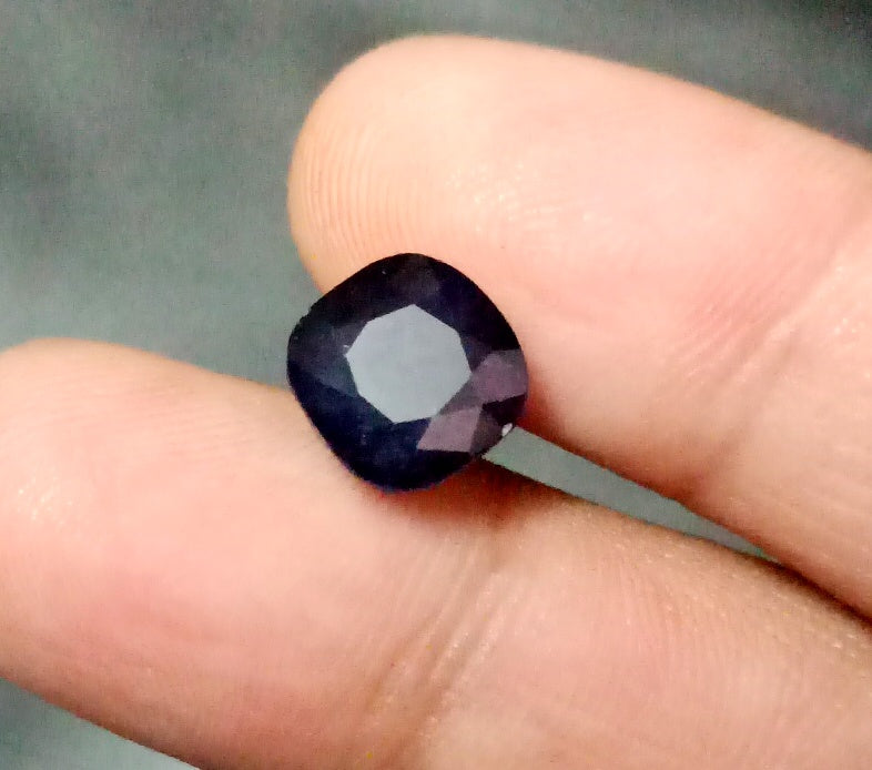 100% Natural Blue Sapphire Gemstone Neelam