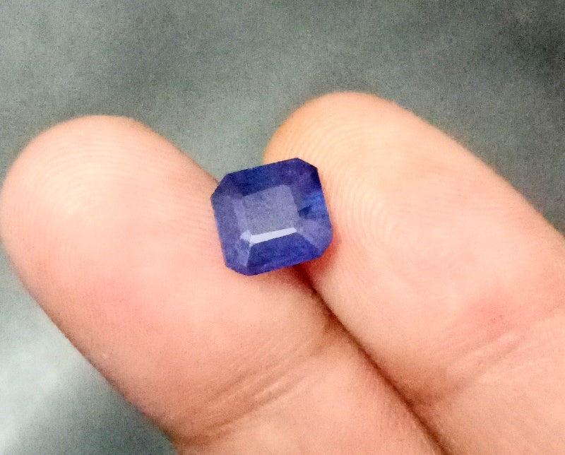 100% Natural Blue Sapphire Gemstone Neelam