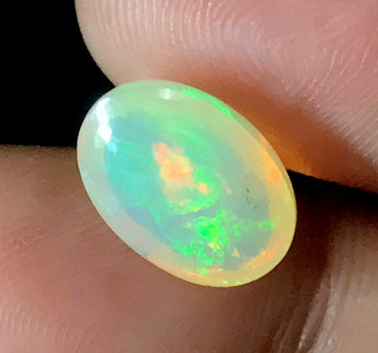 100% Natural Opal Gemstone 2.70 Ratti