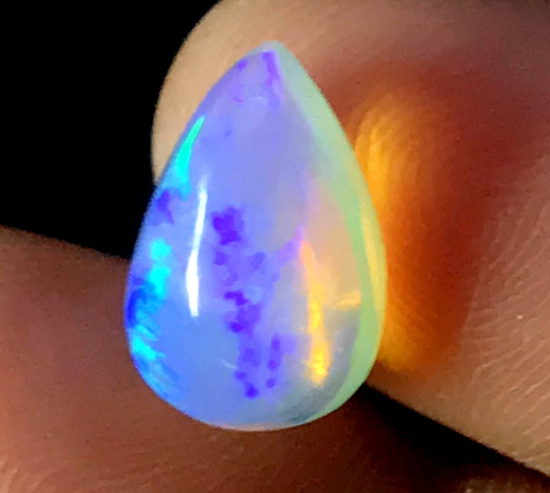 100% Natural Opal Gemstone 2.75 Ratti