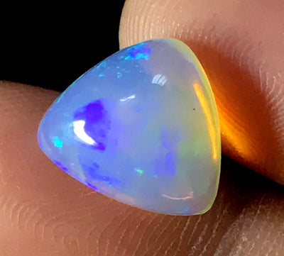 100% Natural Opal Gemstone 4.14 Ratti
