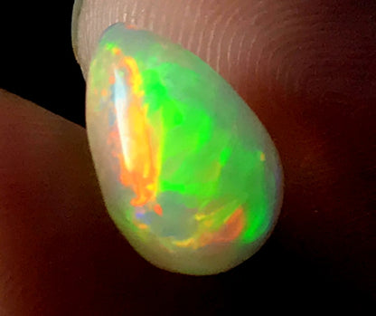 100% Natural Opal Gemstone 2.94 Ratti