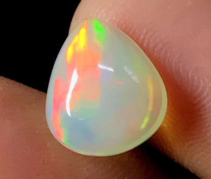 100% Natural Opal Gemstone 2.18 Ratti