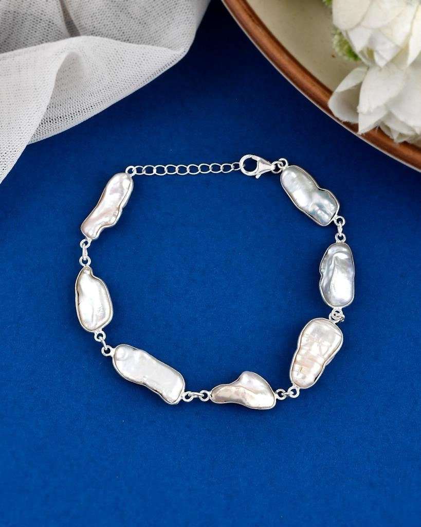 Natural Pearls Bracelet