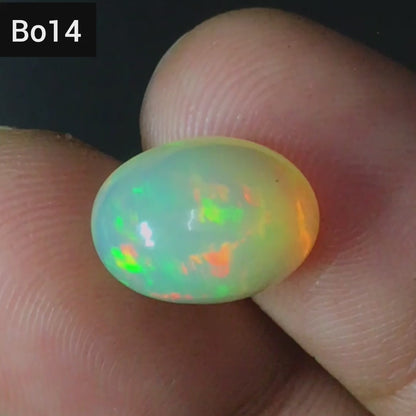100% Natural Opal Gemstone 2.70 Ratti