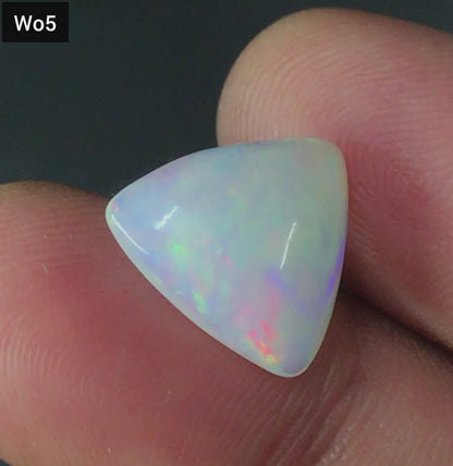 100% Natural Opal Gemstone 2.56 Ratti
