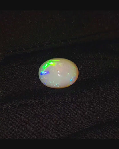 100% Natural Opal Gemstone 4.36 Ratti